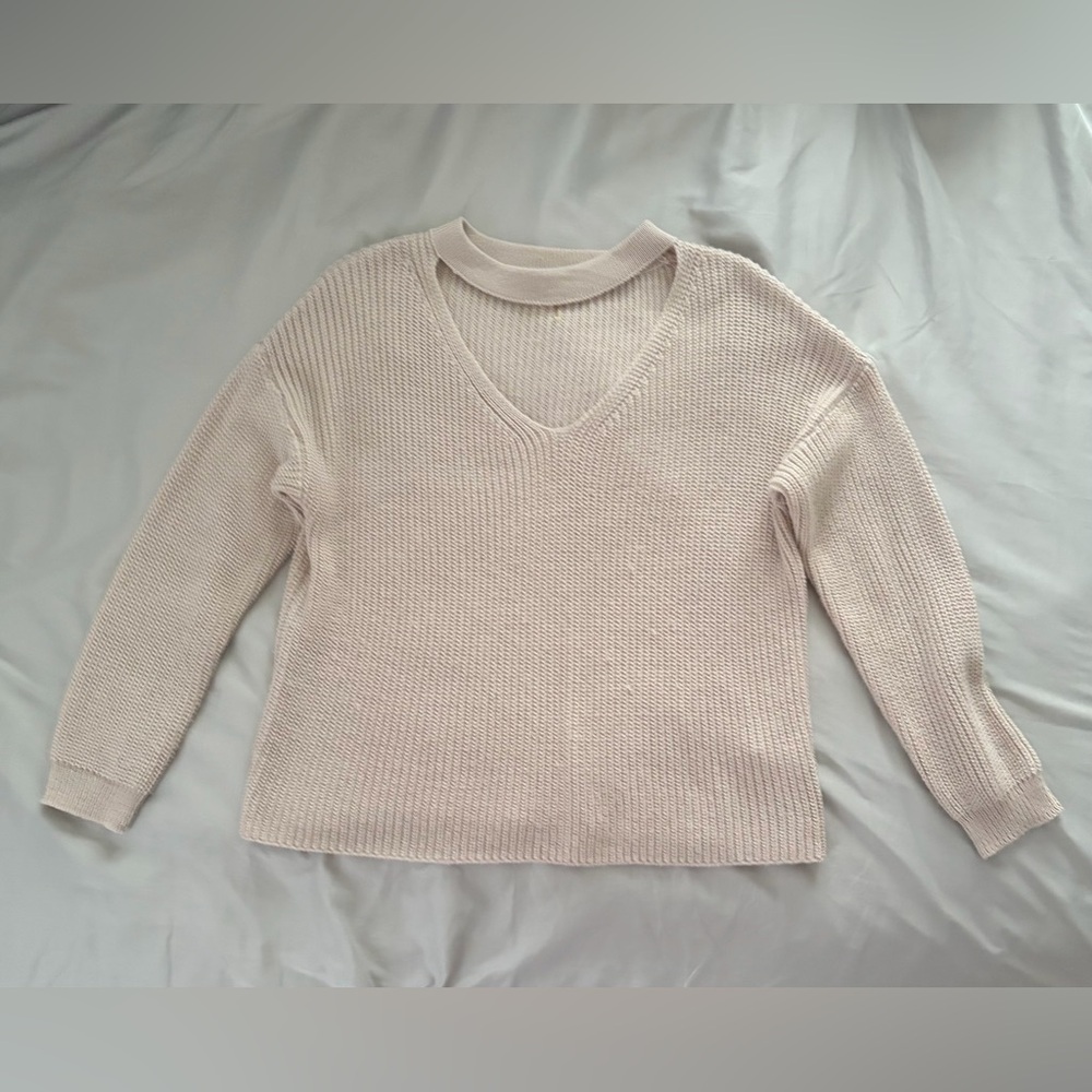 Miracle V-Neck Knit Sweater in Pale Beige